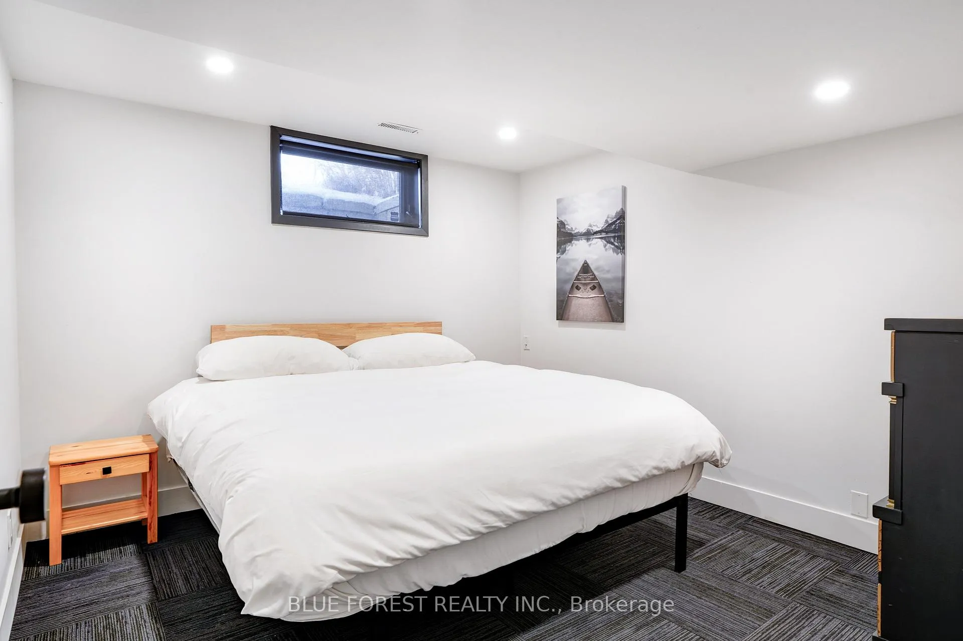 Photo 44 of 2 Hampton Crescent, London, North Q — HOMEH