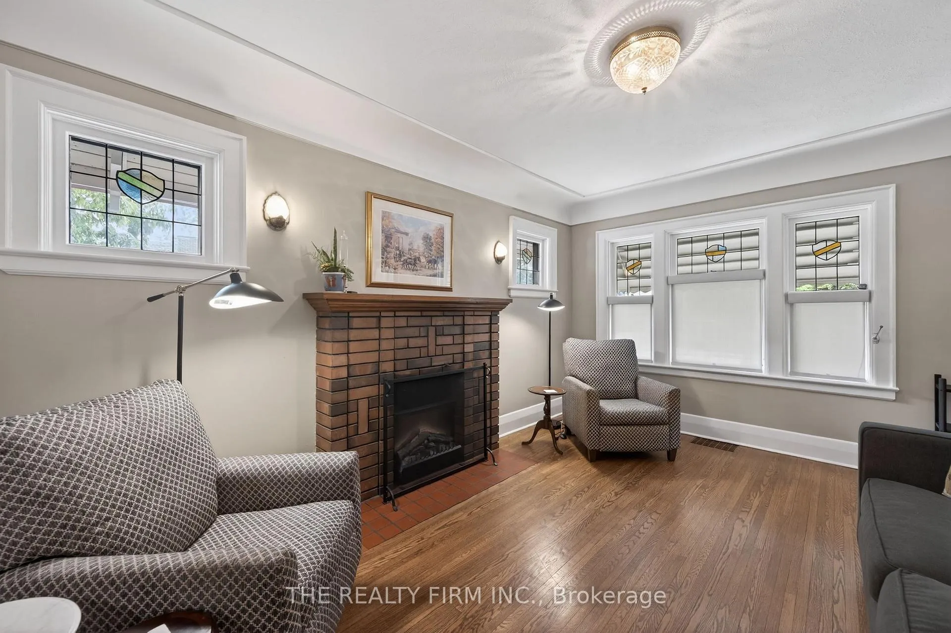 Photo 5 of 252 Edward Street, London, South G — HOMEH