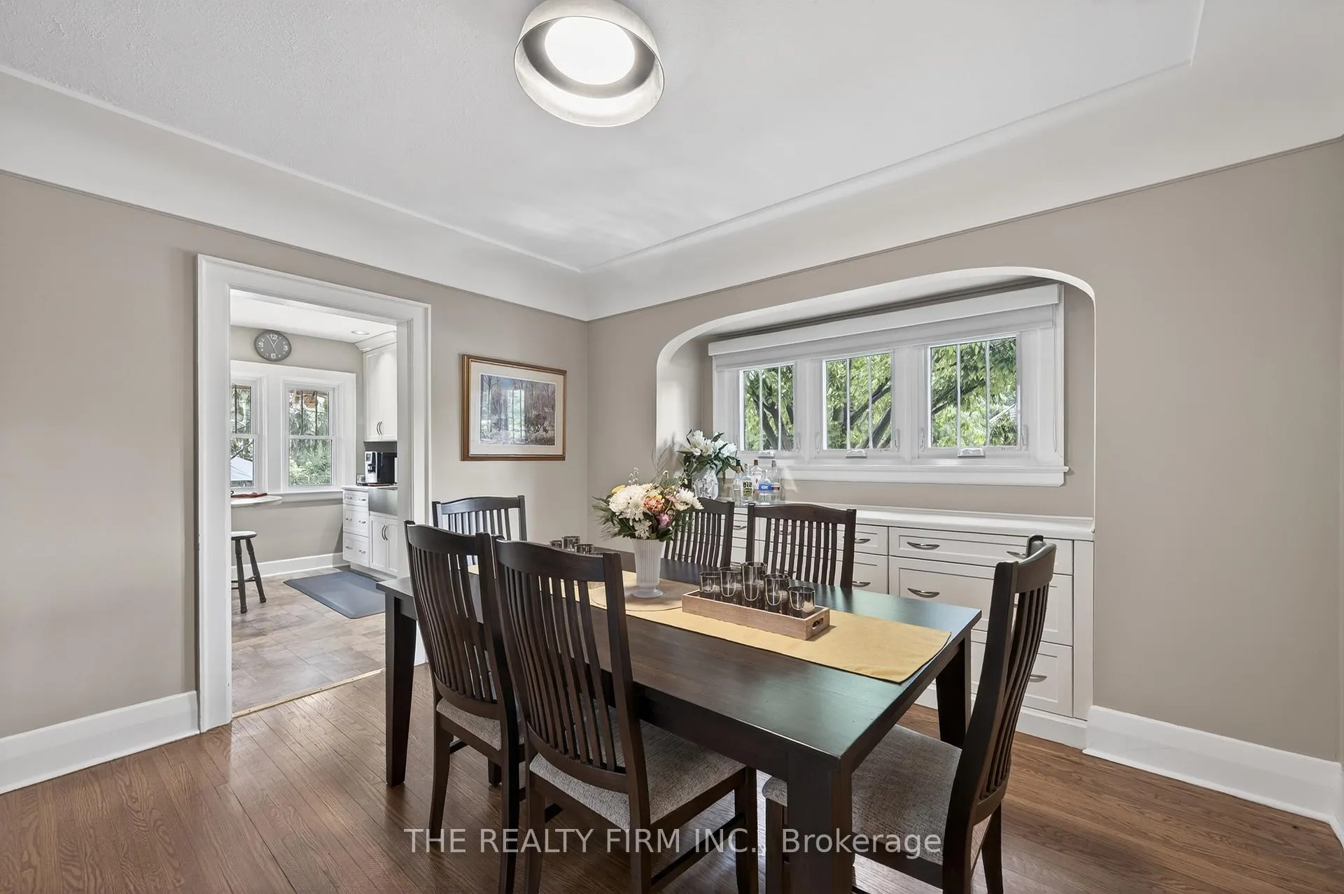 Photo 8 of 252 Edward Street, London, South G — HOMEH