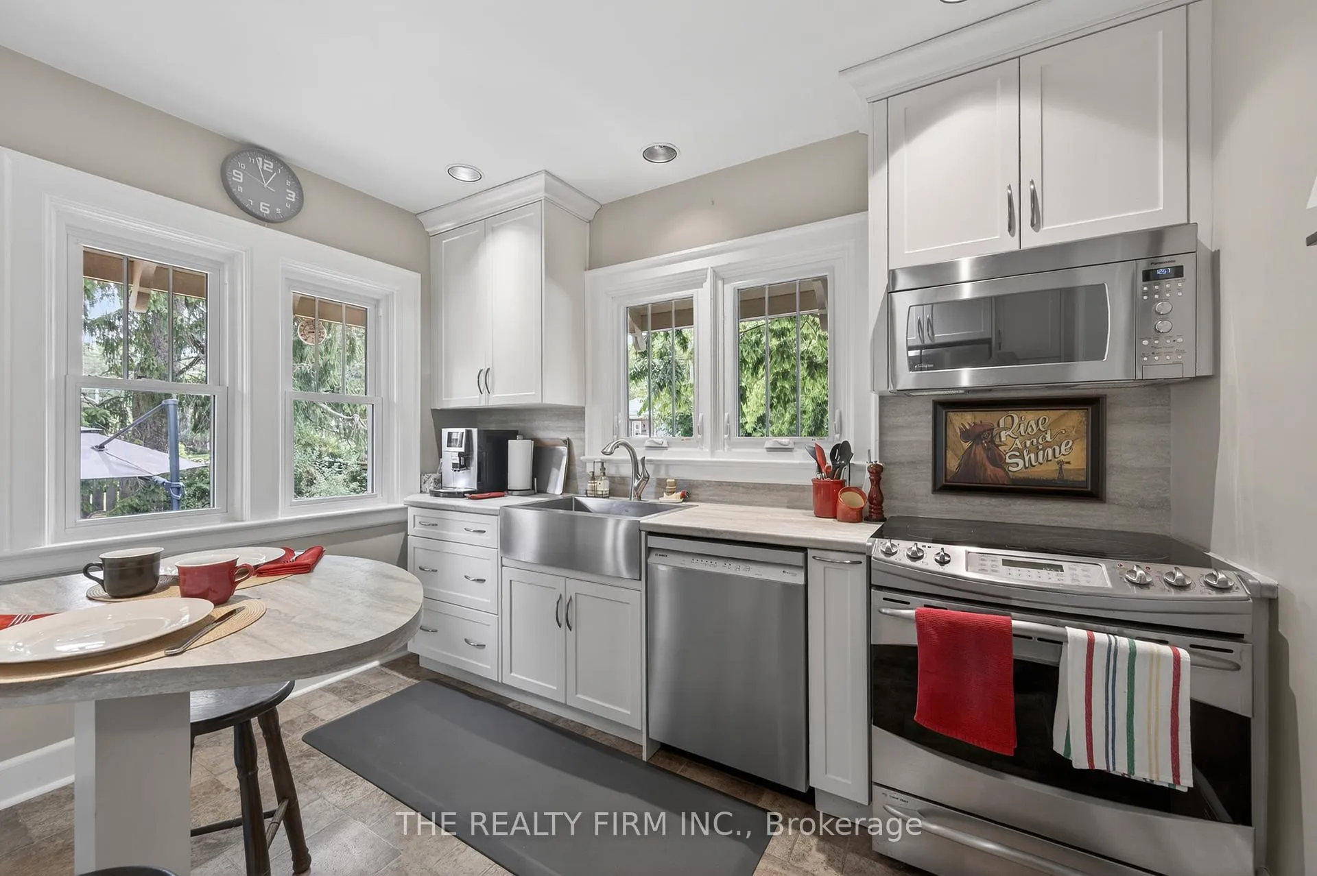 Photo 12 of 252 Edward Street, London, South G — HOMEH