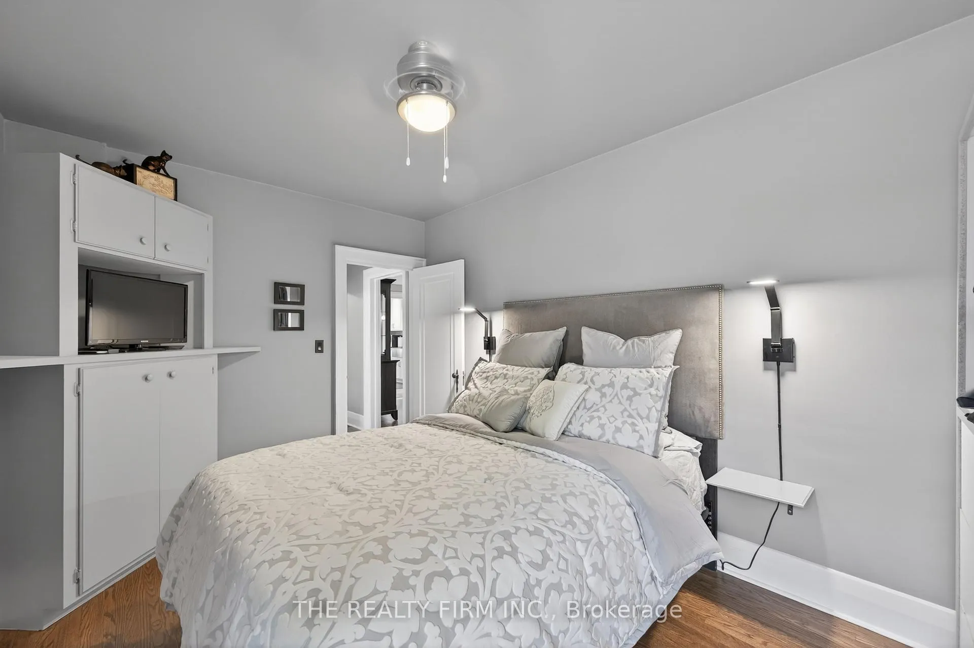 Photo 18 of 252 Edward Street, London, South G — HOMEH