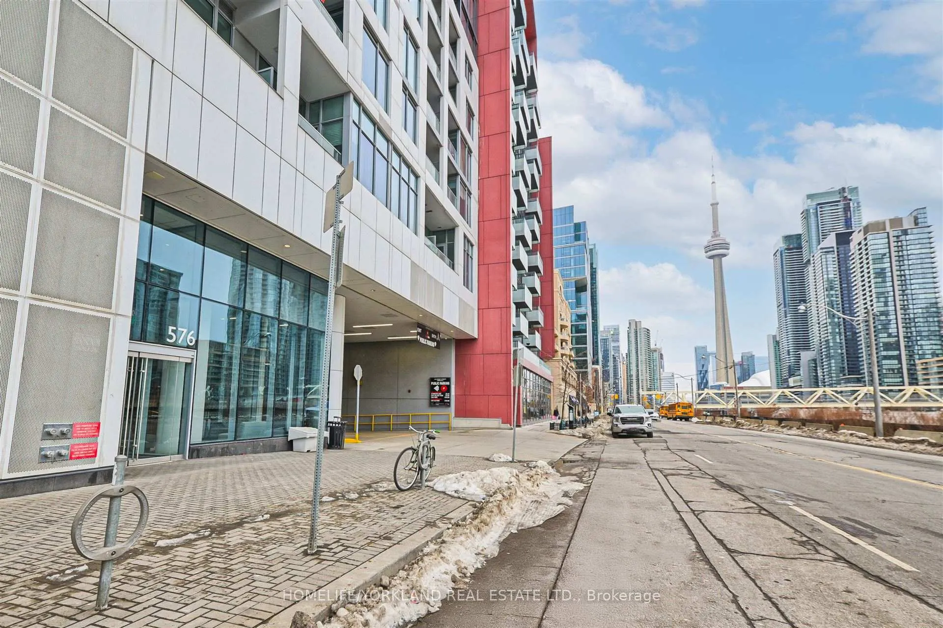 Photo 2 of Unit 718E, 576 Front Street W, Toronto, Waterfront Communities — HOMEH