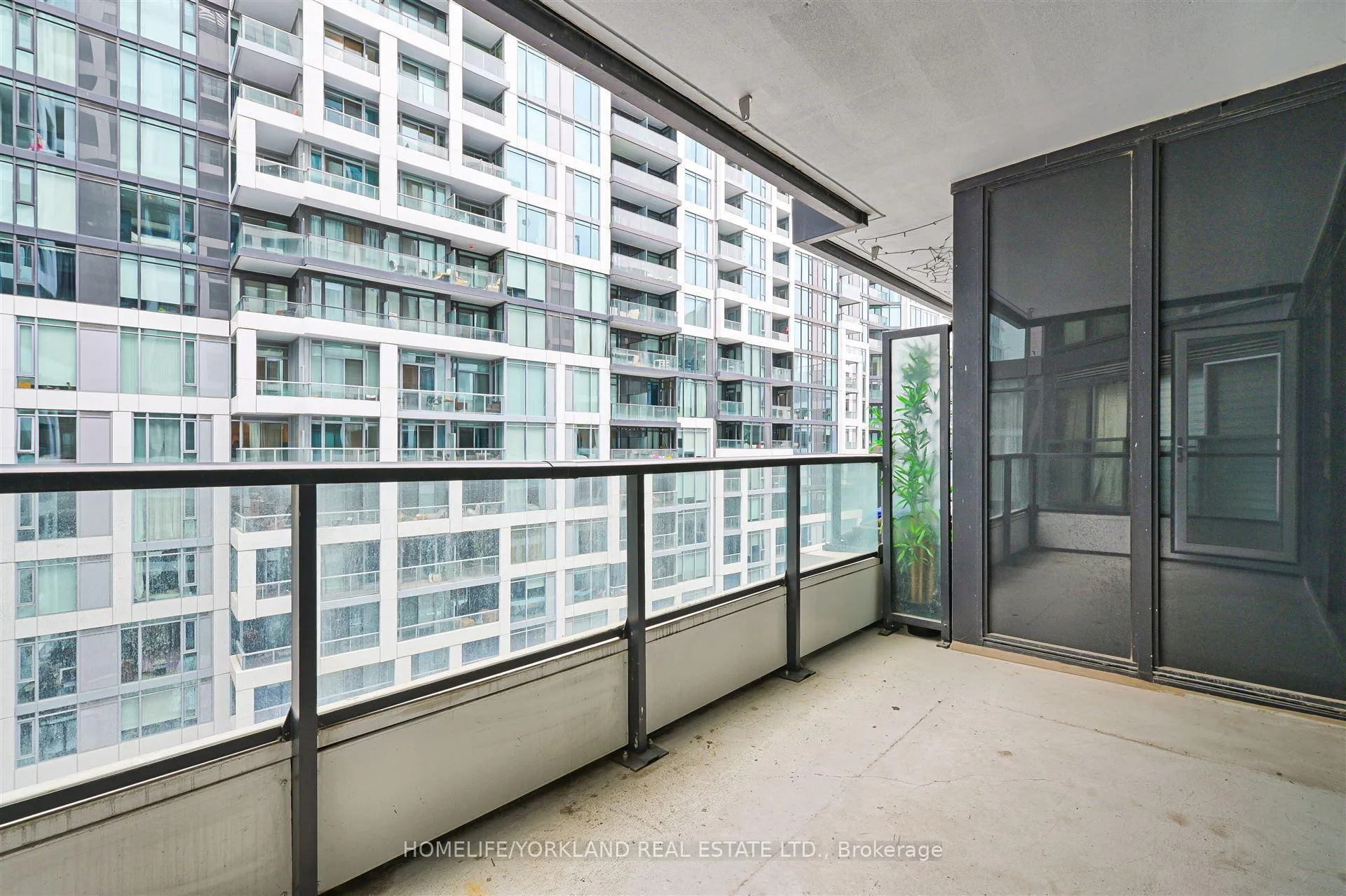 Photo 17 of Unit 718E, 576 Front Street W, Toronto, Waterfront Communities — HOMEH