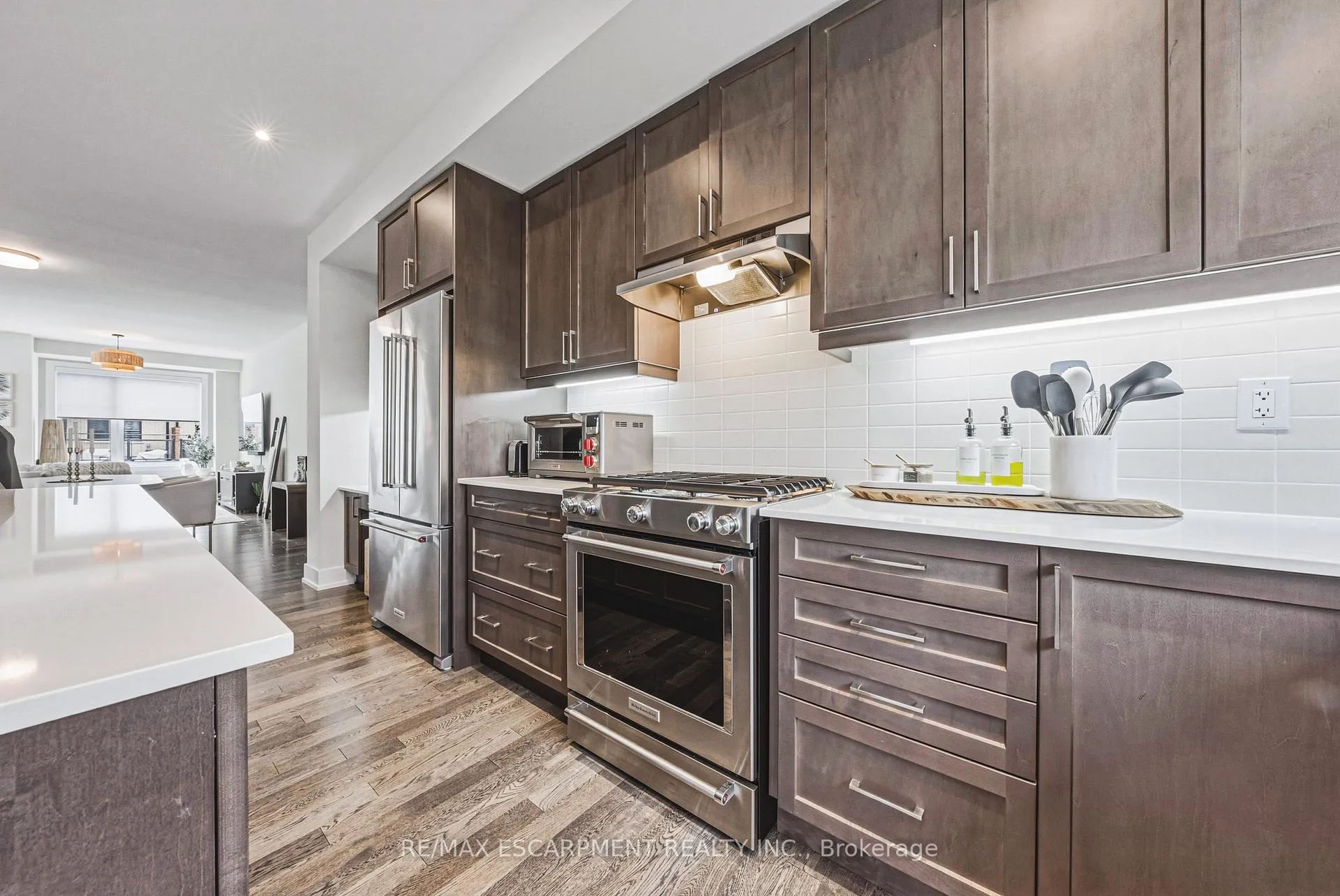 Photo 10 of Unit 67, 2273 Turnberry Road, Burlington, Rose — HOMEH