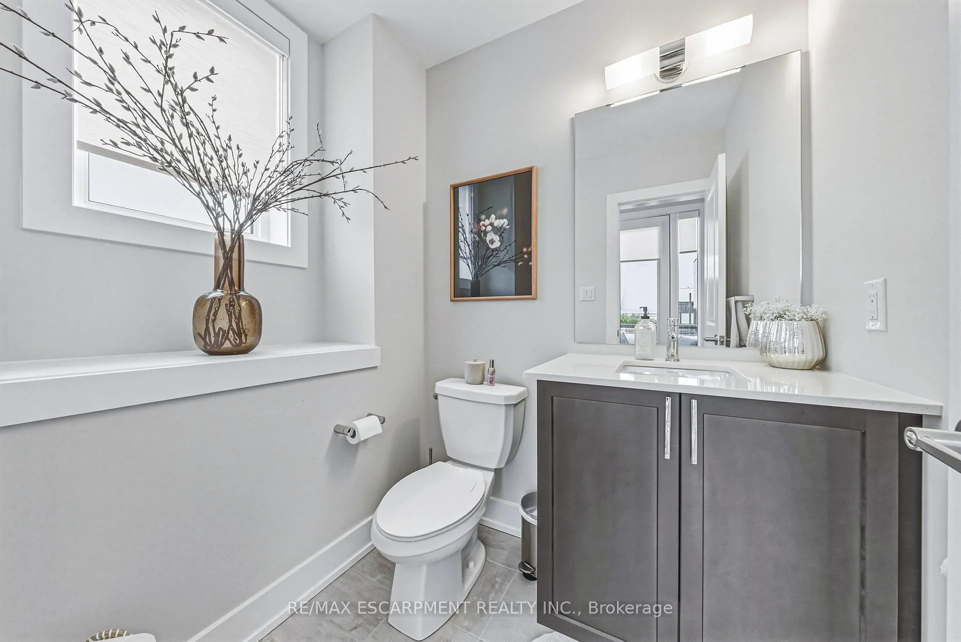 Photo 13 of Unit 67, 2273 Turnberry Road, Burlington, Rose — HOMEH