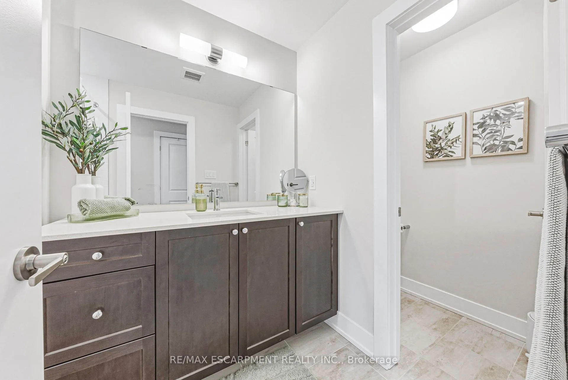 Photo 29 of Unit 67, 2273 Turnberry Road, Burlington, Rose — HOMEH