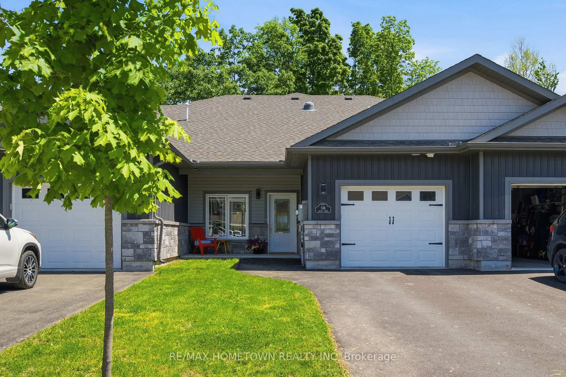 Photo 2 of 53B Centre Street, Brockville — HOMEH