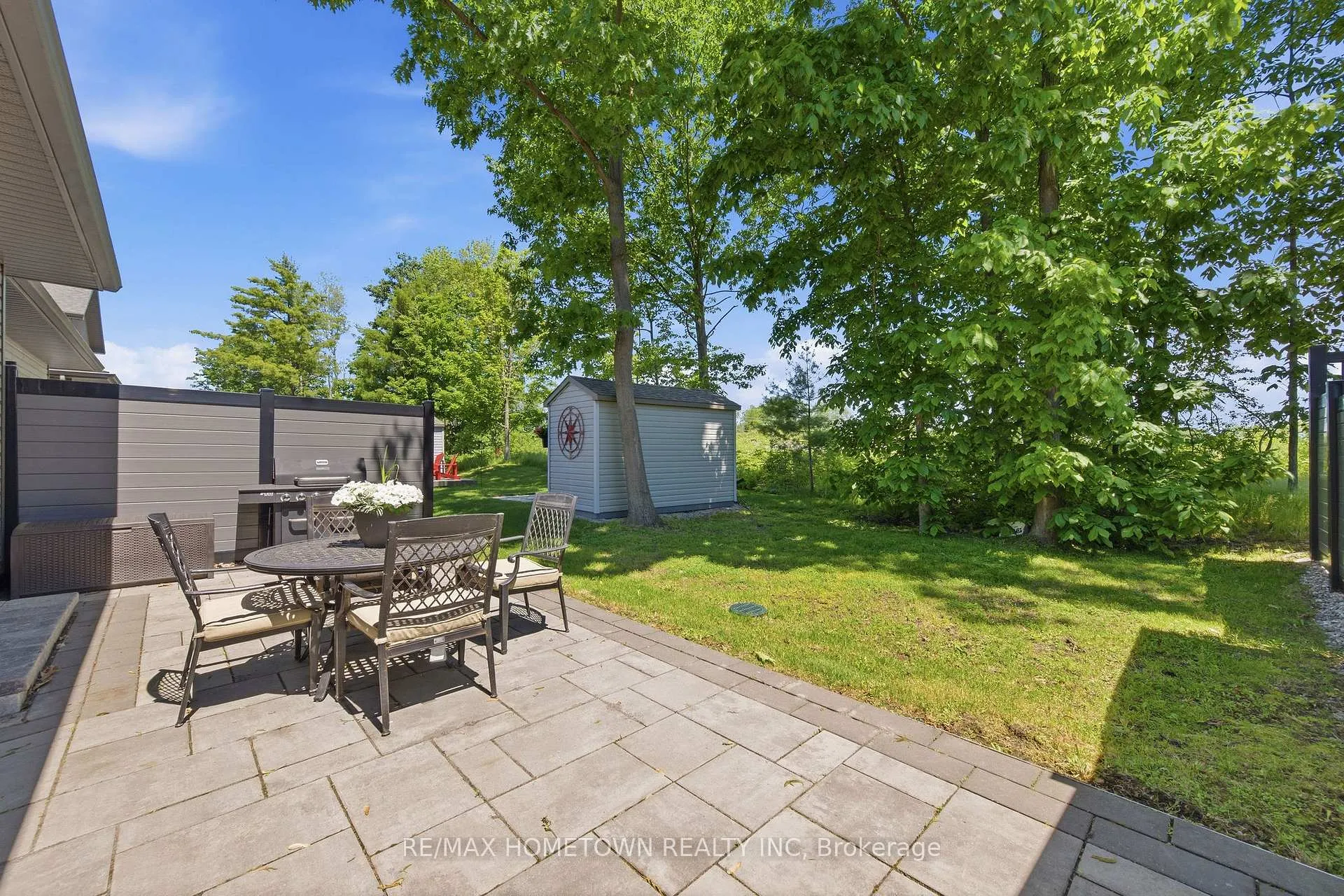 Photo 4 of 53B Centre Street, Brockville — HOMEH