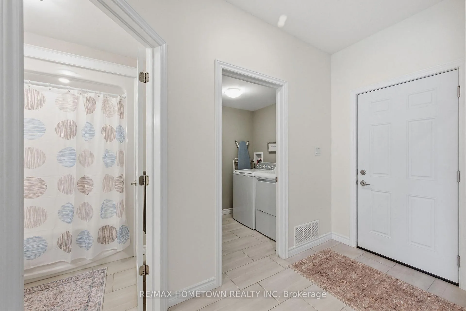 Photo 20 of 53B Centre Street, Brockville — HOMEH