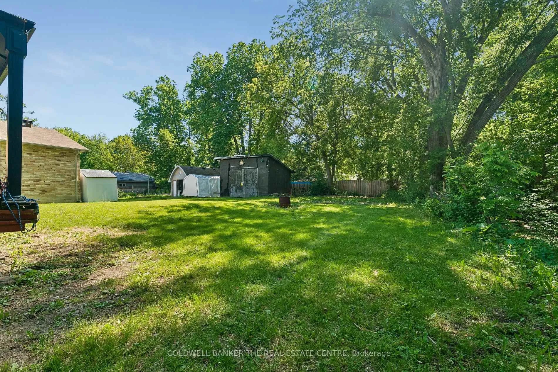 Photo 22 of 972 Gilmore Avenue, Innisfil, Lefroy — HOMEH