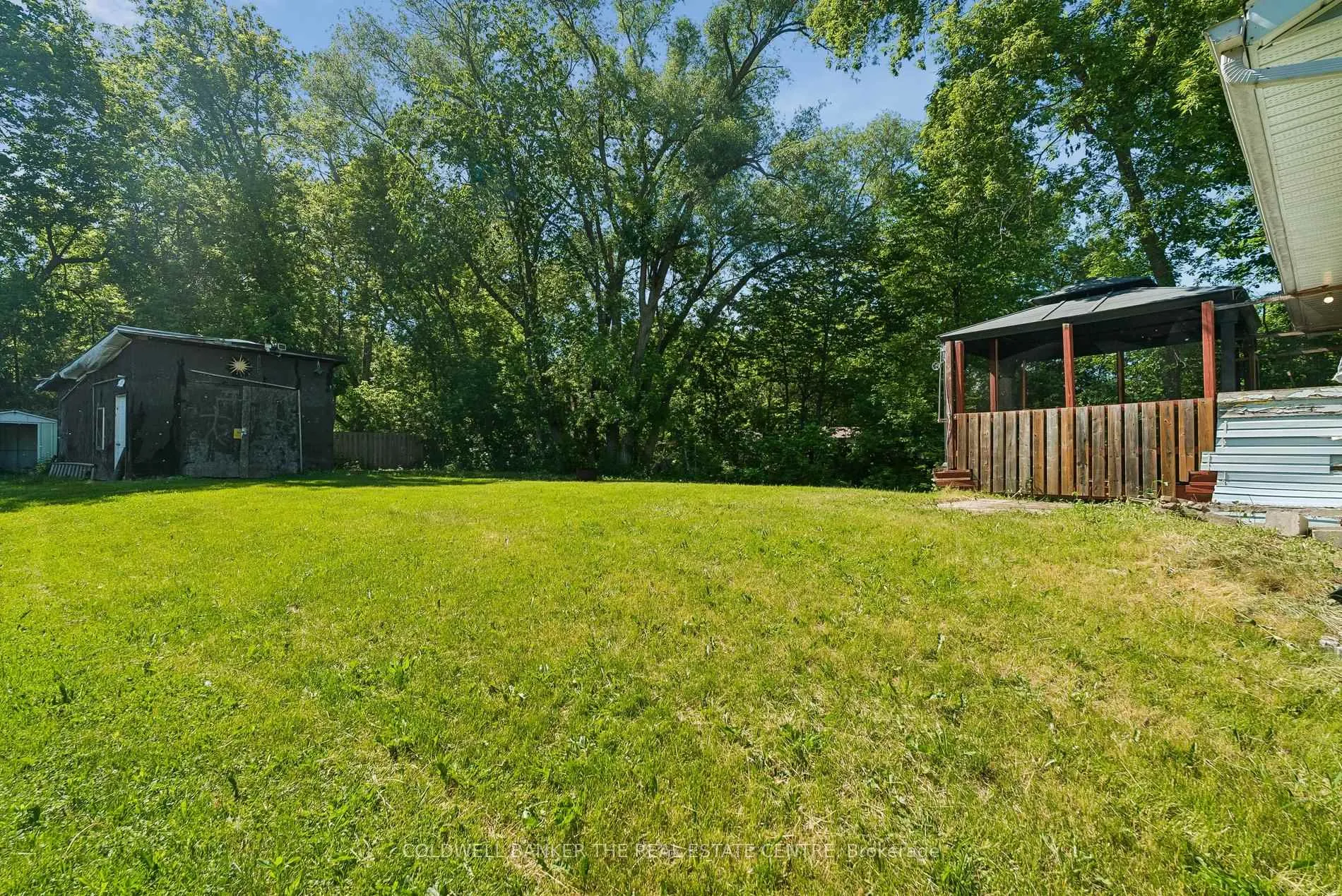 Photo 26 of 972 Gilmore Avenue, Innisfil, Lefroy — HOMEH