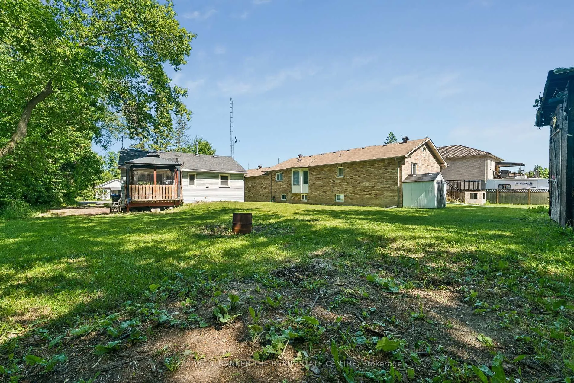 Photo 27 of 972 Gilmore Avenue, Innisfil, Lefroy — HOMEH