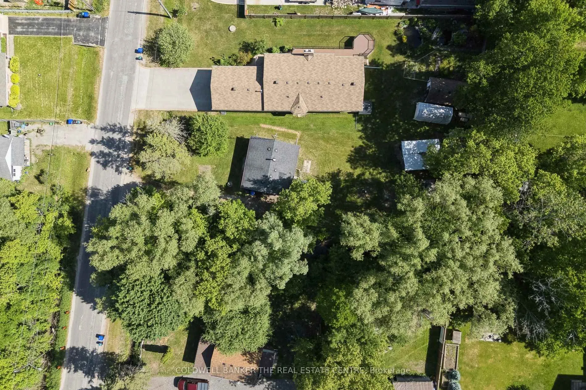 Photo 29 of 972 Gilmore Avenue, Innisfil, Lefroy — HOMEH