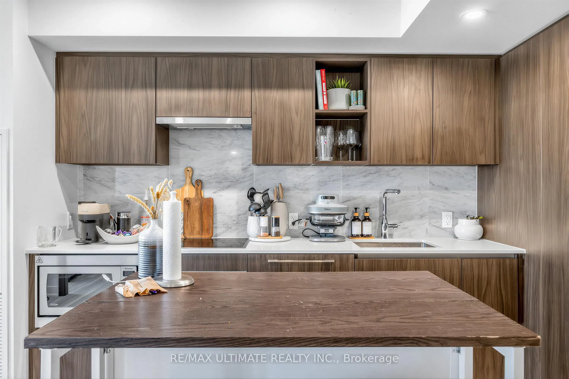Photo 7 of Unit 2308, 17 Bathurst Street, Toronto, Waterfront Communities — HOMEH