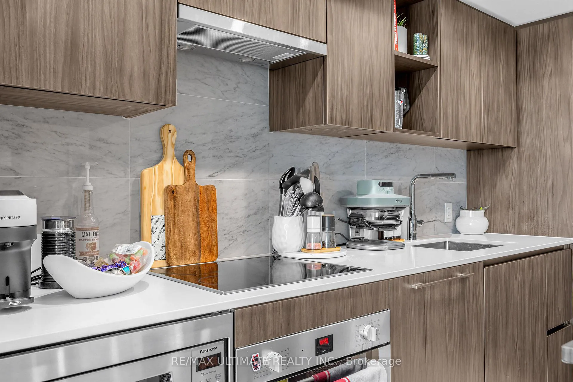Photo 10 of Unit 2308, 17 Bathurst Street, Toronto, Waterfront Communities — HOMEH