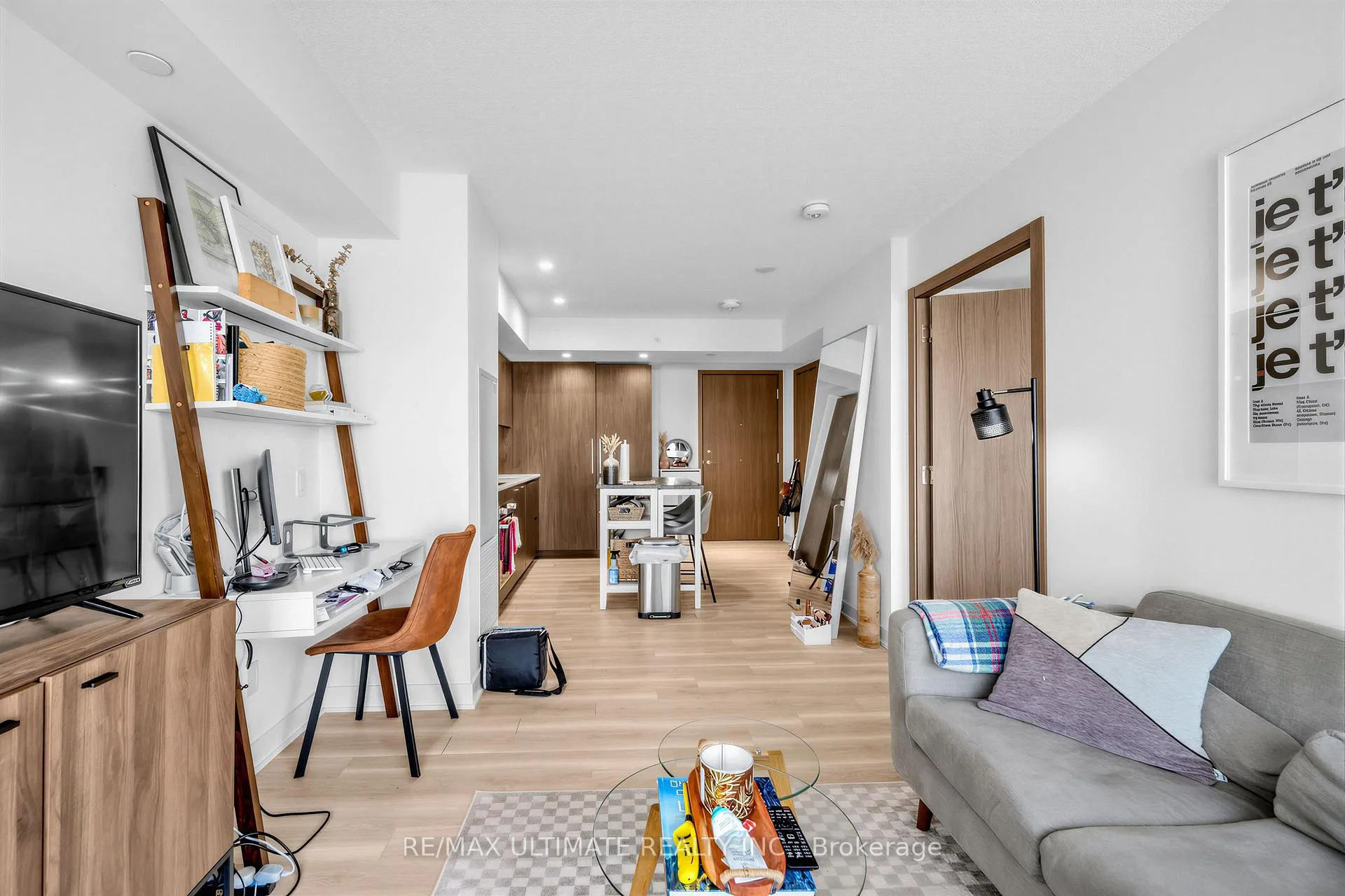 Photo 14 of Unit 2308, 17 Bathurst Street, Toronto, Waterfront Communities — HOMEH