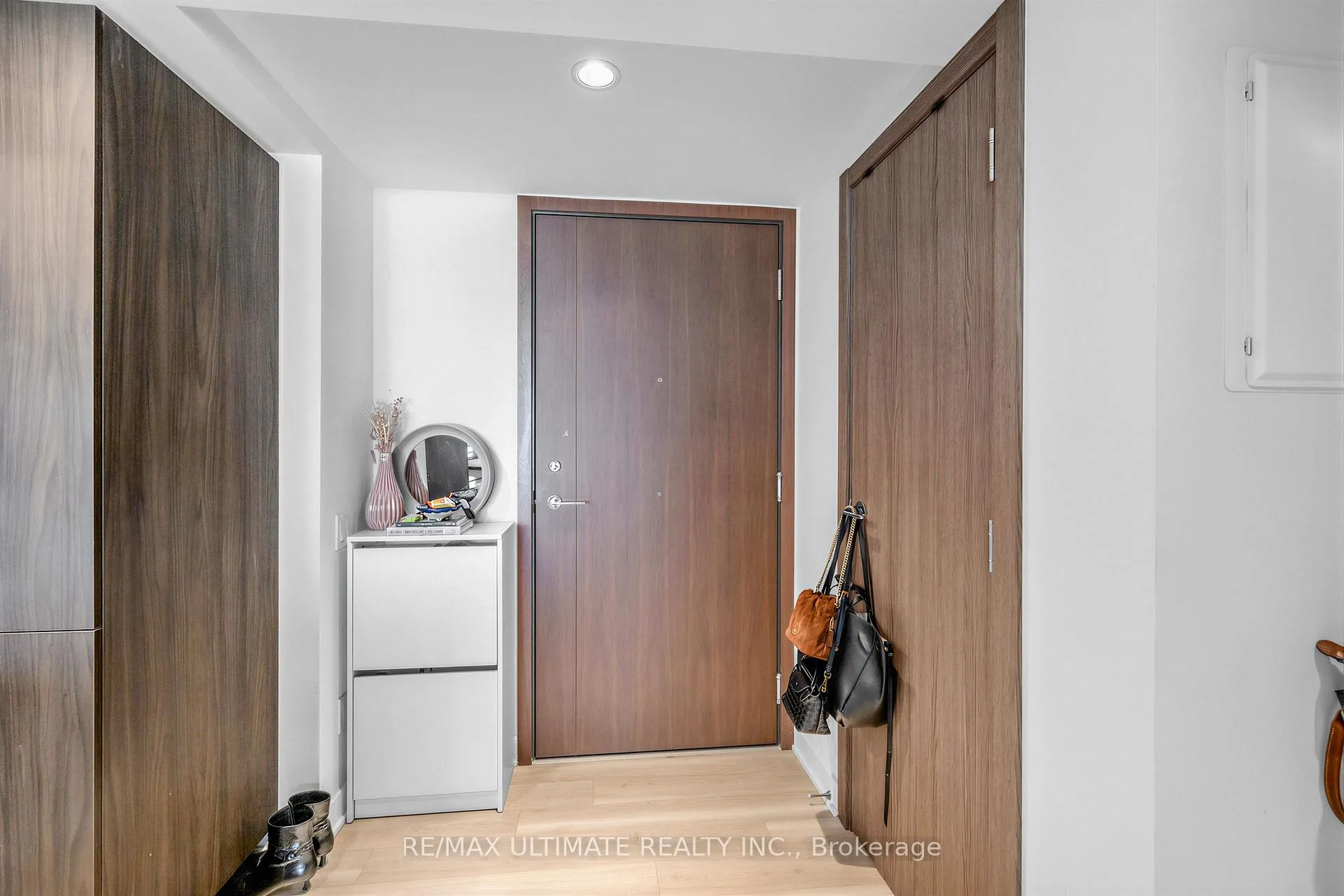 Photo 21 of Unit 2308, 17 Bathurst Street, Toronto, Waterfront Communities — HOMEH