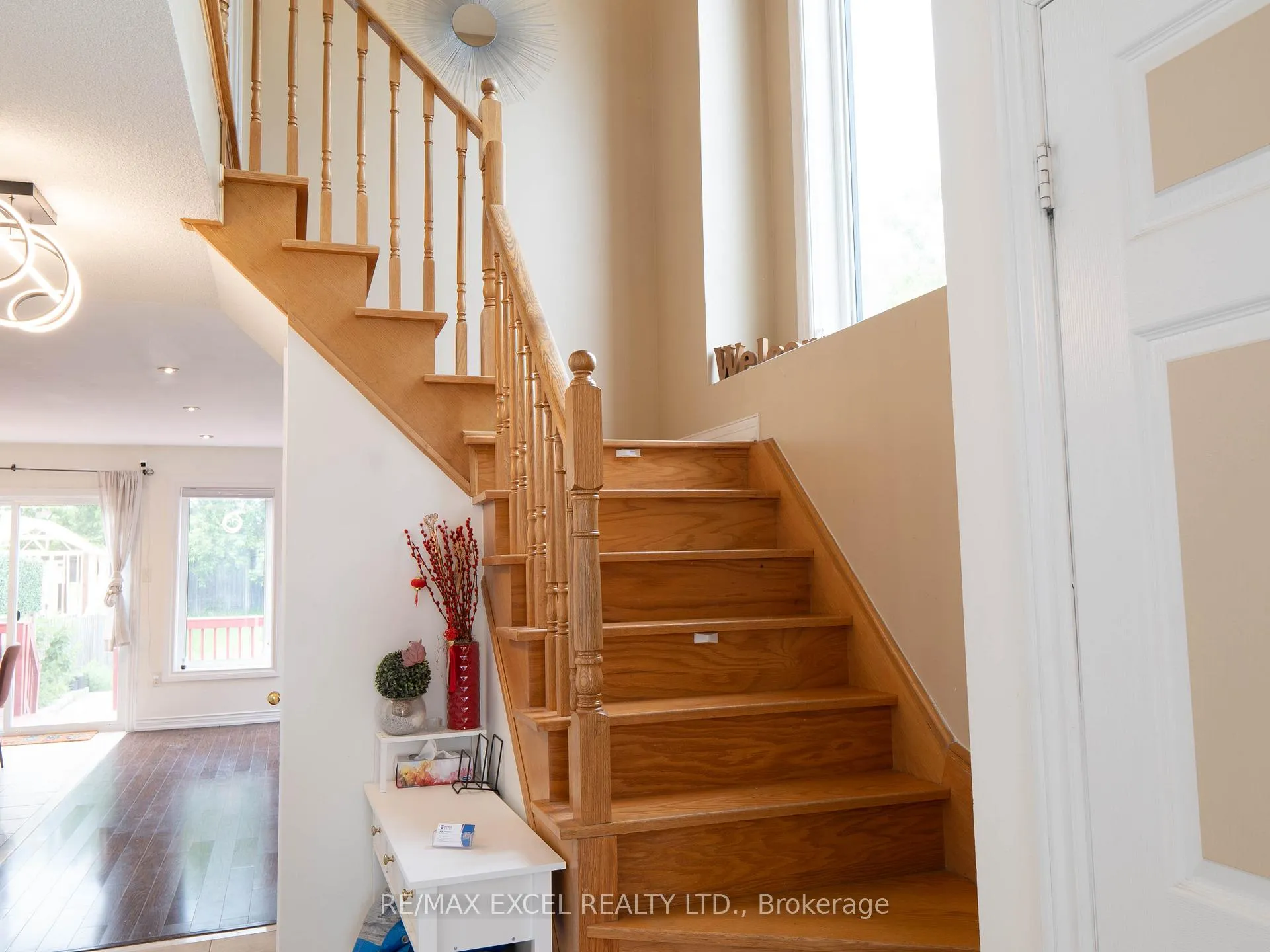 Photo 11 of 118 Redkey Drive, Markham, Milliken Mills East — HOMEH