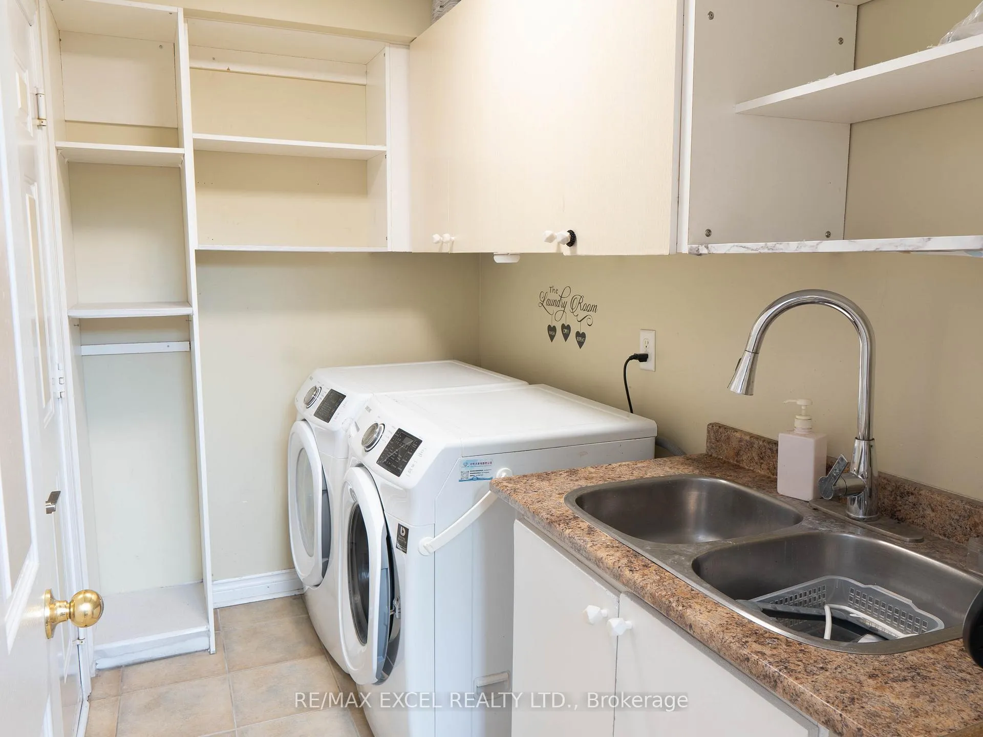 Photo 20 of 118 Redkey Drive, Markham, Milliken Mills East — HOMEH