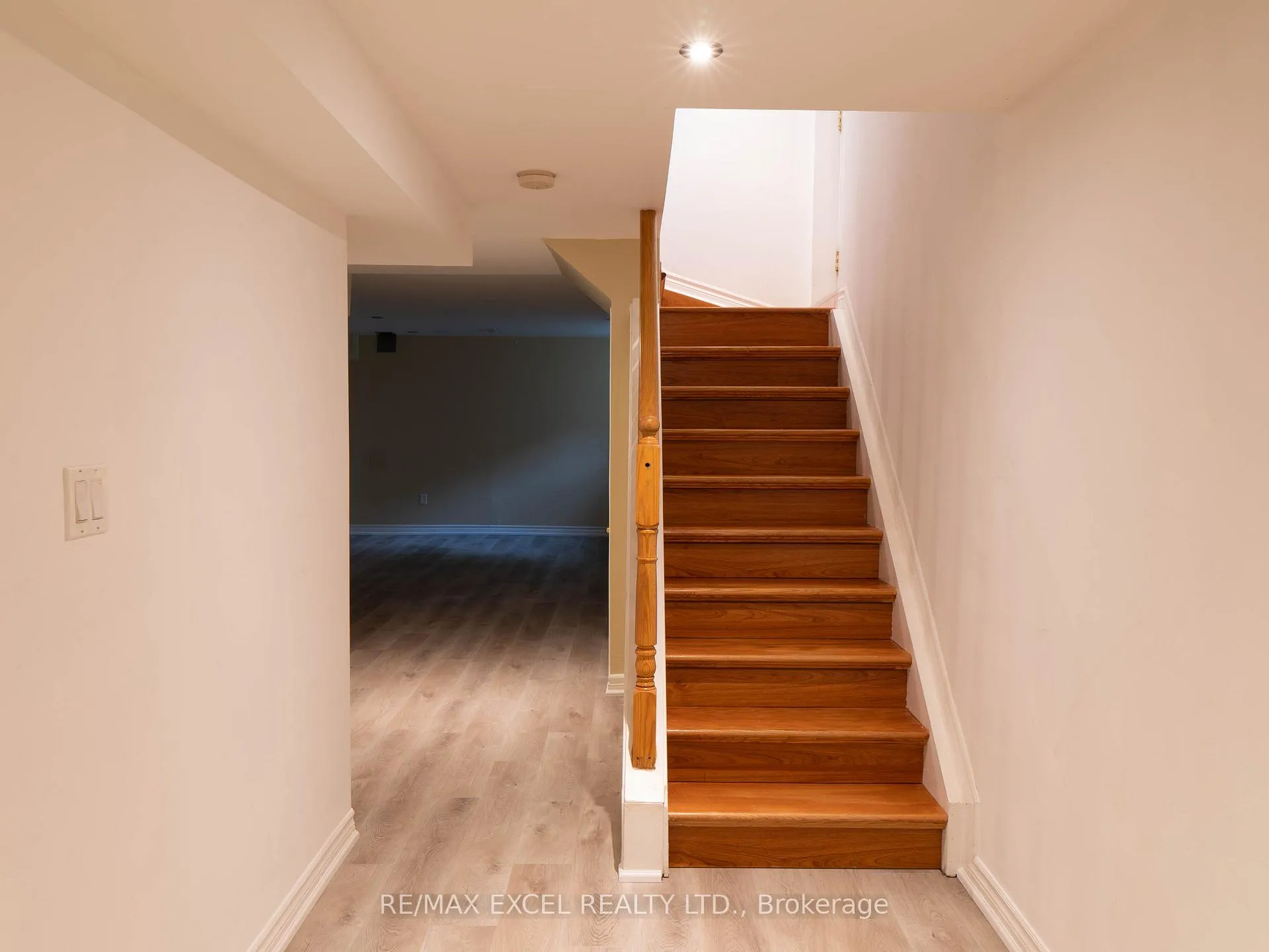 Photo 21 of 118 Redkey Drive, Markham, Milliken Mills East — HOMEH
