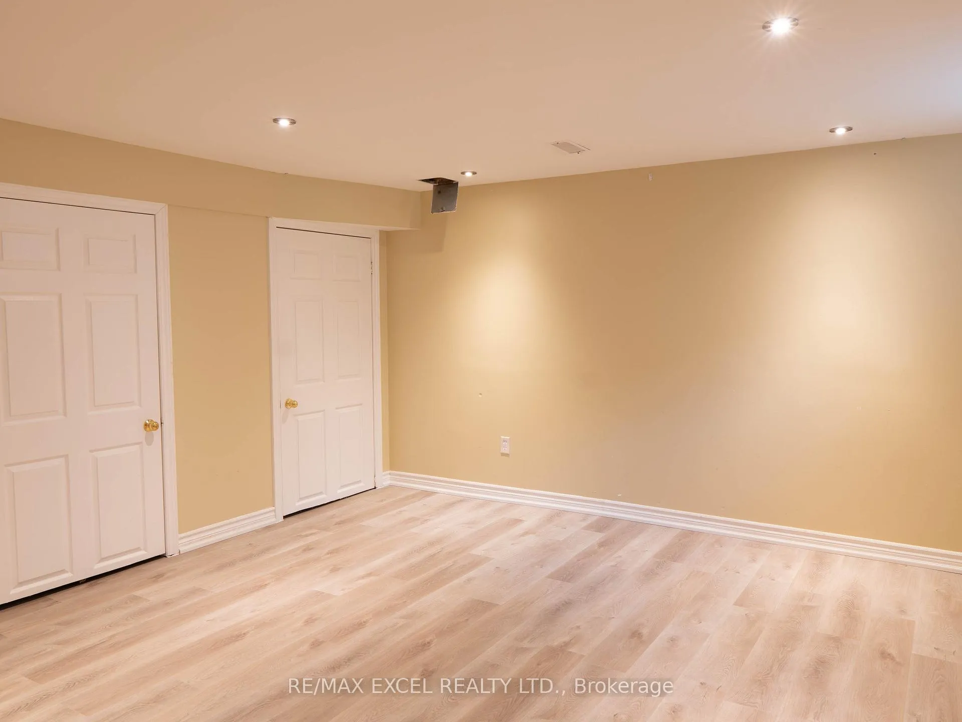 Photo 23 of 118 Redkey Drive, Markham, Milliken Mills East — HOMEH