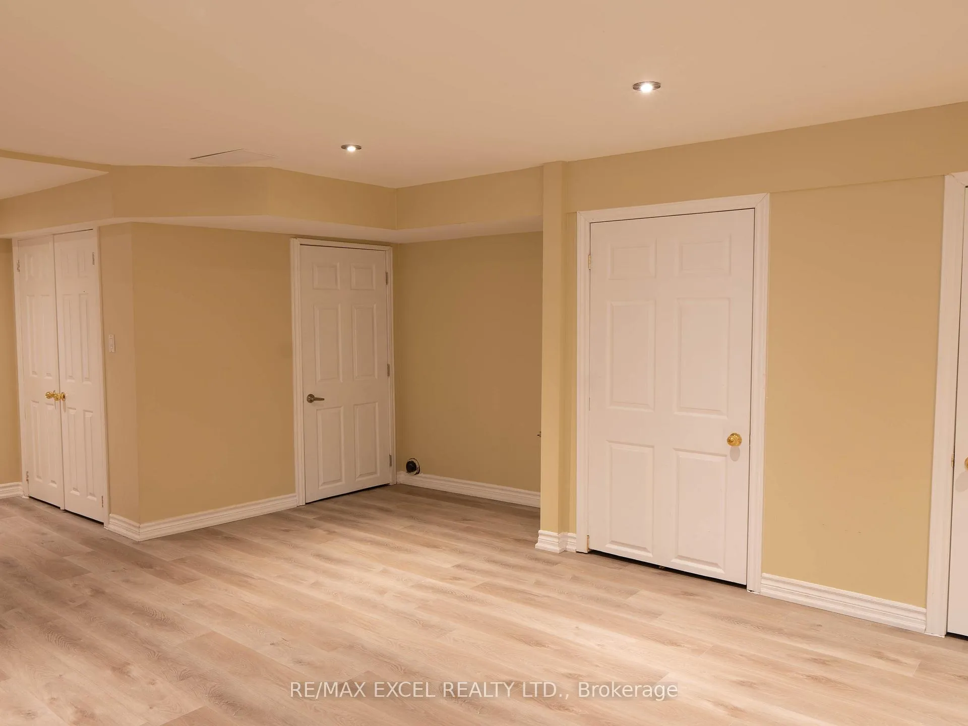 Photo 24 of 118 Redkey Drive, Markham, Milliken Mills East — HOMEH
