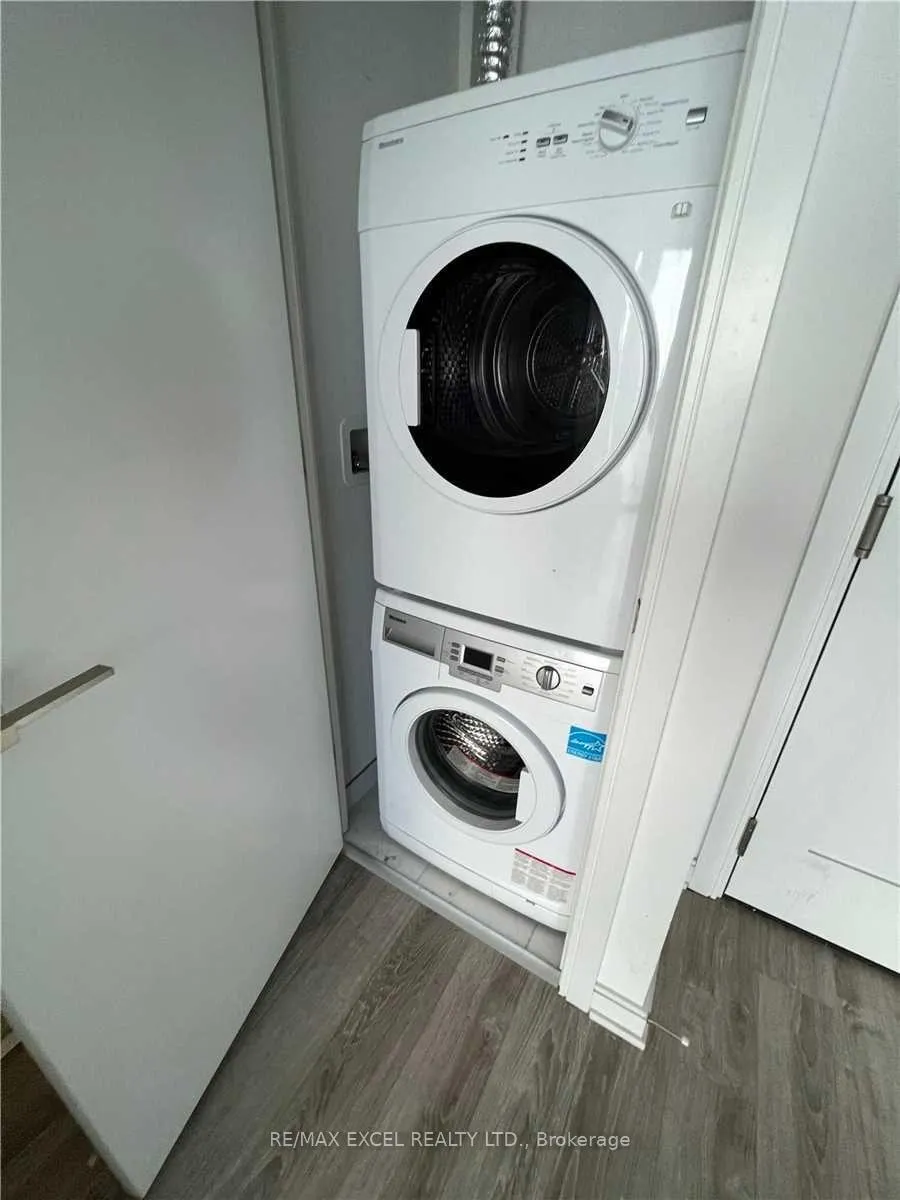 Photo 9 of Unit 3404, 50 Charles Street E, Toronto, Church-Yonge Corridor — HOMEH