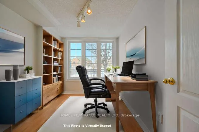 Photo 10 of 45 Peach Drive, Brampton, Sandringham-Wellington — HOMEH