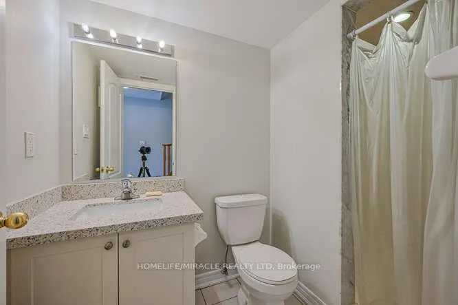 Photo 12 of 45 Peach Drive, Brampton, Sandringham-Wellington — HOMEH