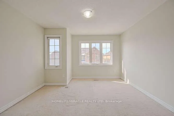 Photo 49 of 45 Peach Drive, Brampton, Sandringham-Wellington — HOMEH