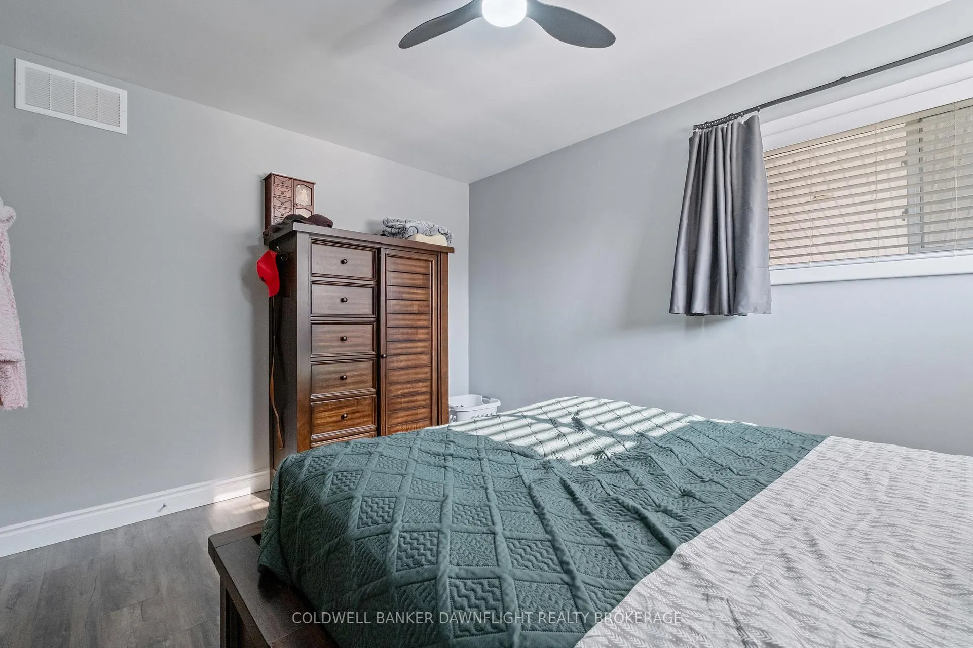 Photo 14 of 105 Wellington Street W, South Huron, Exeter — HOMEH