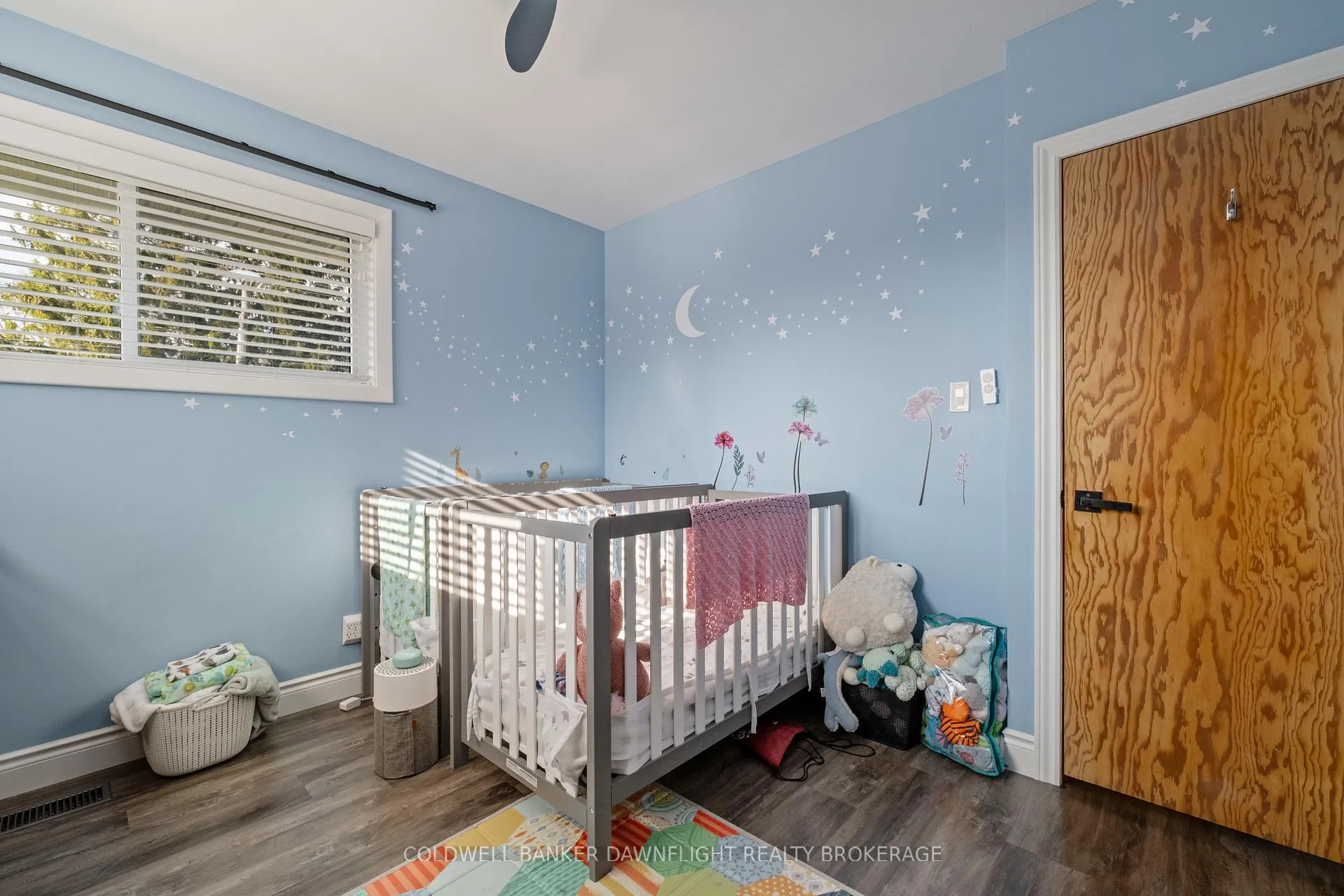 Photo 20 of 105 Wellington Street W, South Huron, Exeter — HOMEH