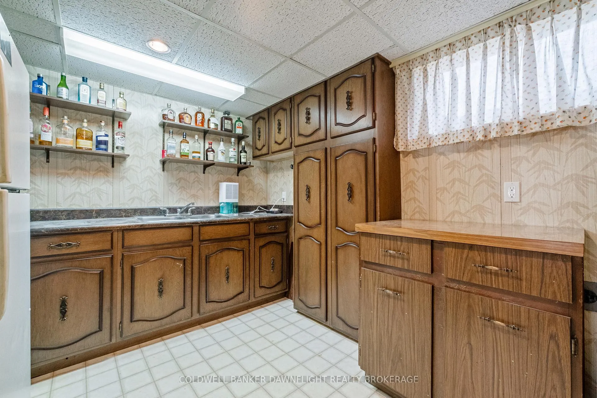 Photo 27 of 105 Wellington Street W, South Huron, Exeter — HOMEH