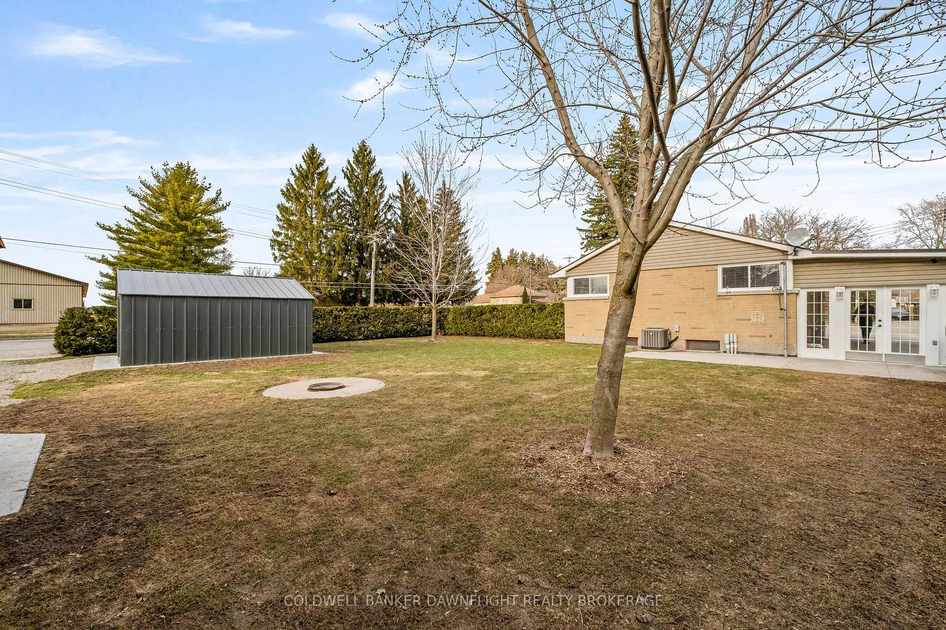 Photo 39 of 105 Wellington Street W, South Huron, Exeter — HOMEH