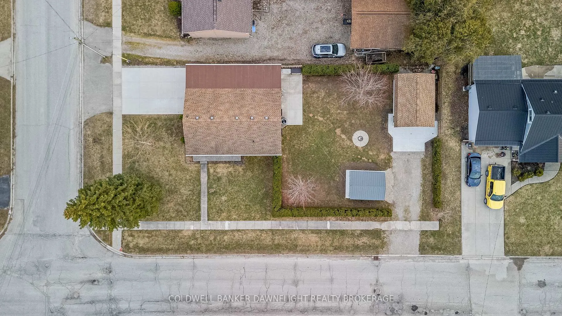 Photo 44 of 105 Wellington Street W, South Huron, Exeter — HOMEH