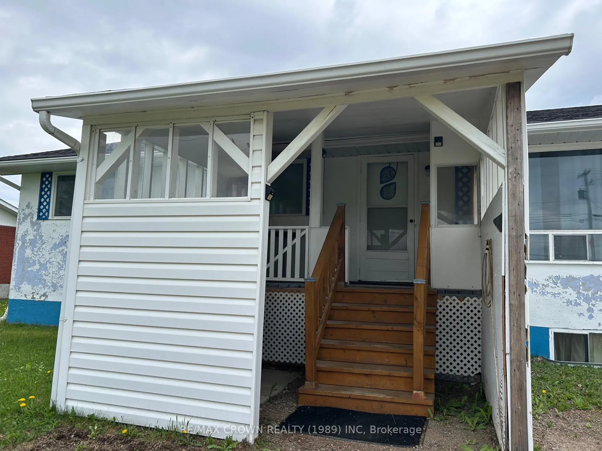 Photo 9 of 348 Government Road W, Kapuskasing — HOMEH