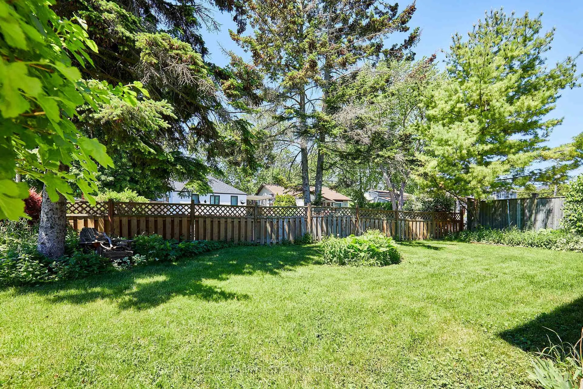 Photo 37 of 669 Marksbury Road, Pickering, West Shore — HOMEH