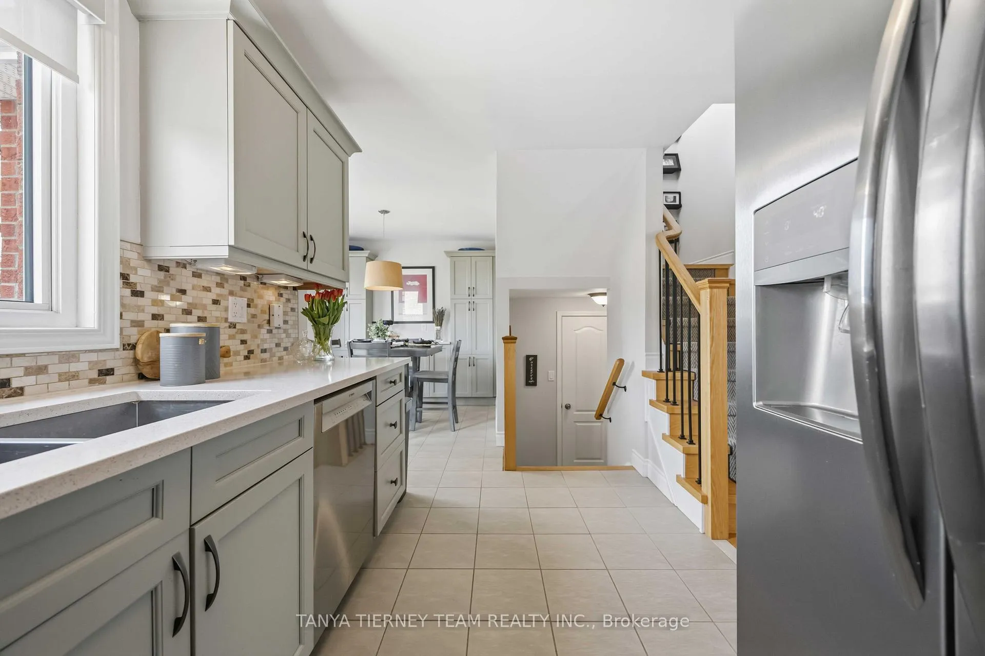 Photo 16 of 7 Brownridge Place, Whitby, Williamsburg — HOMEH