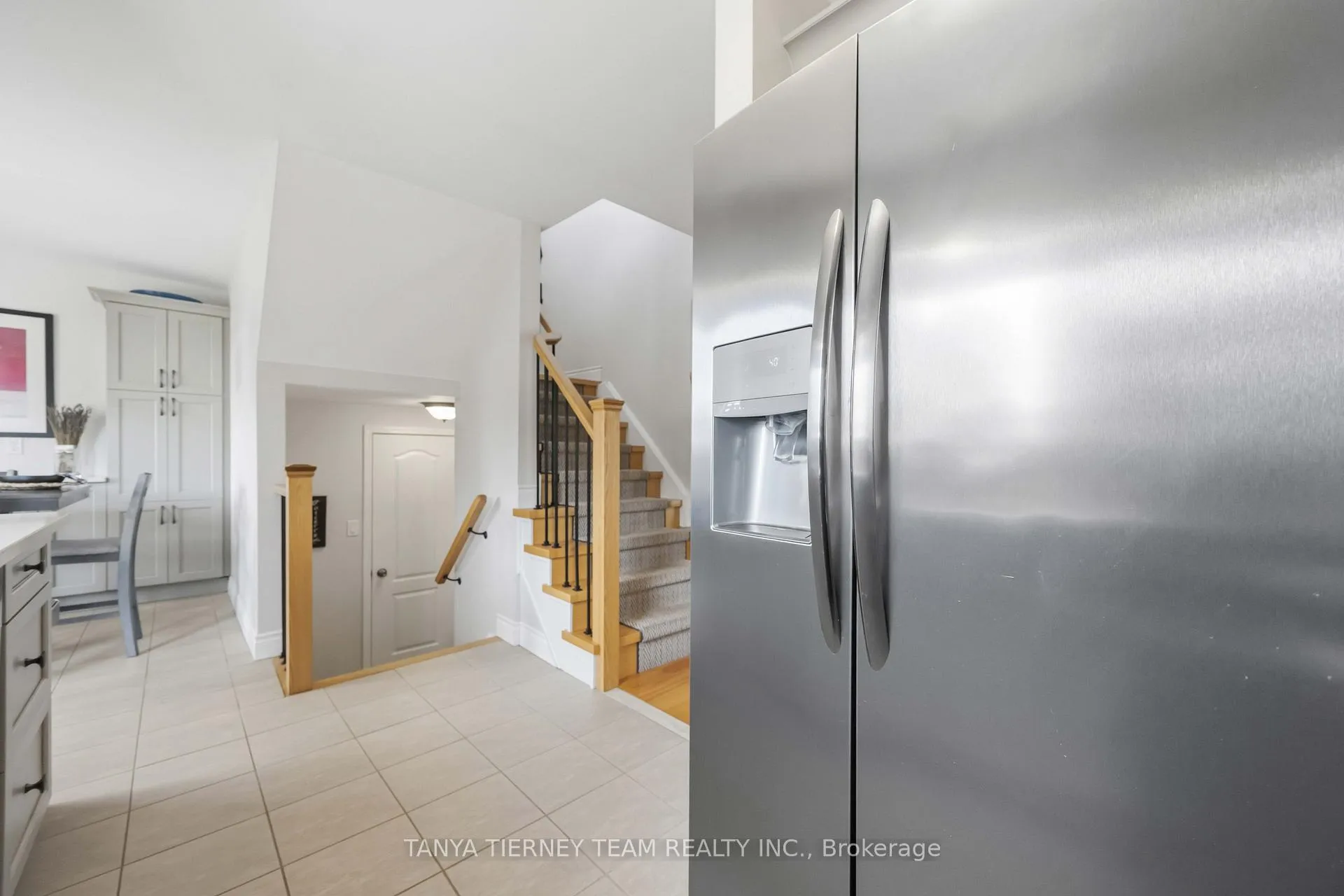 Photo 17 of 7 Brownridge Place, Whitby, Williamsburg — HOMEH