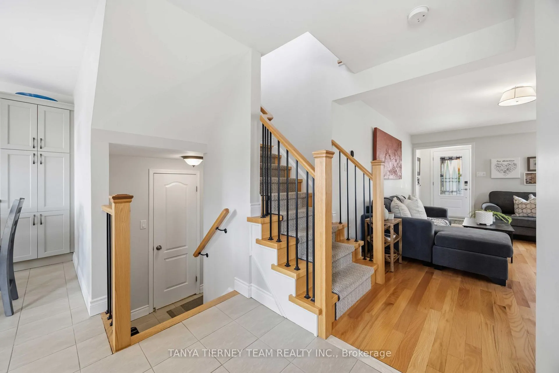 Photo 21 of 7 Brownridge Place, Whitby, Williamsburg — HOMEH