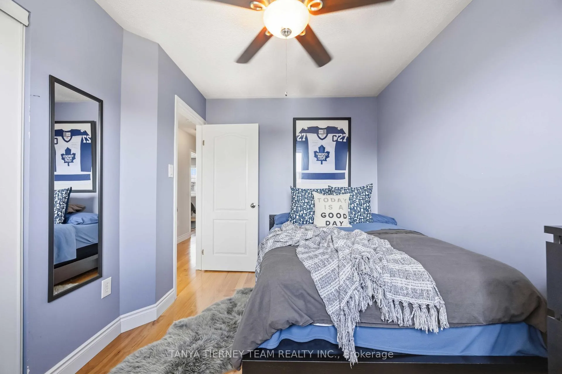 Photo 31 of 7 Brownridge Place, Whitby, Williamsburg — HOMEH