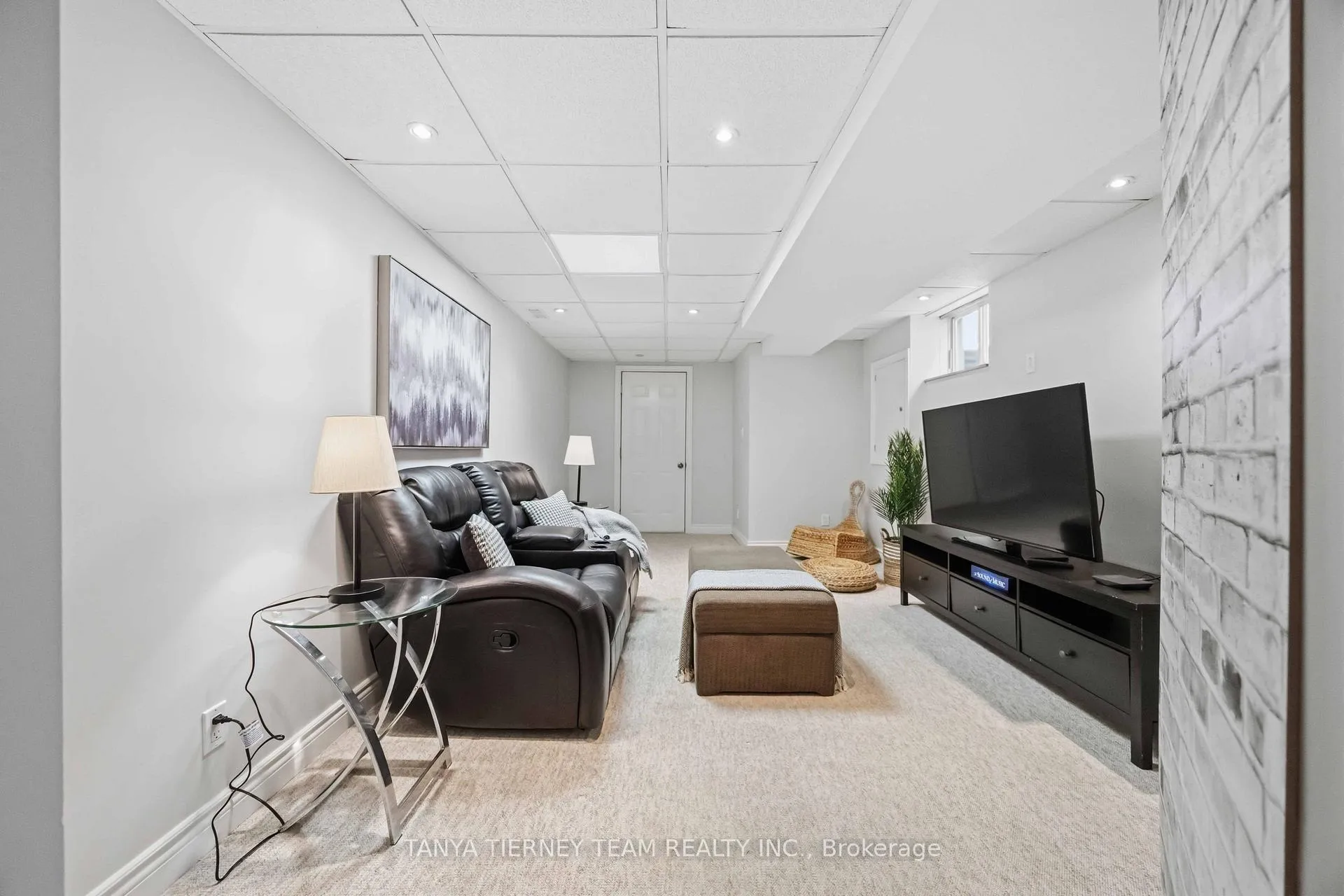 Photo 33 of 7 Brownridge Place, Whitby, Williamsburg — HOMEH