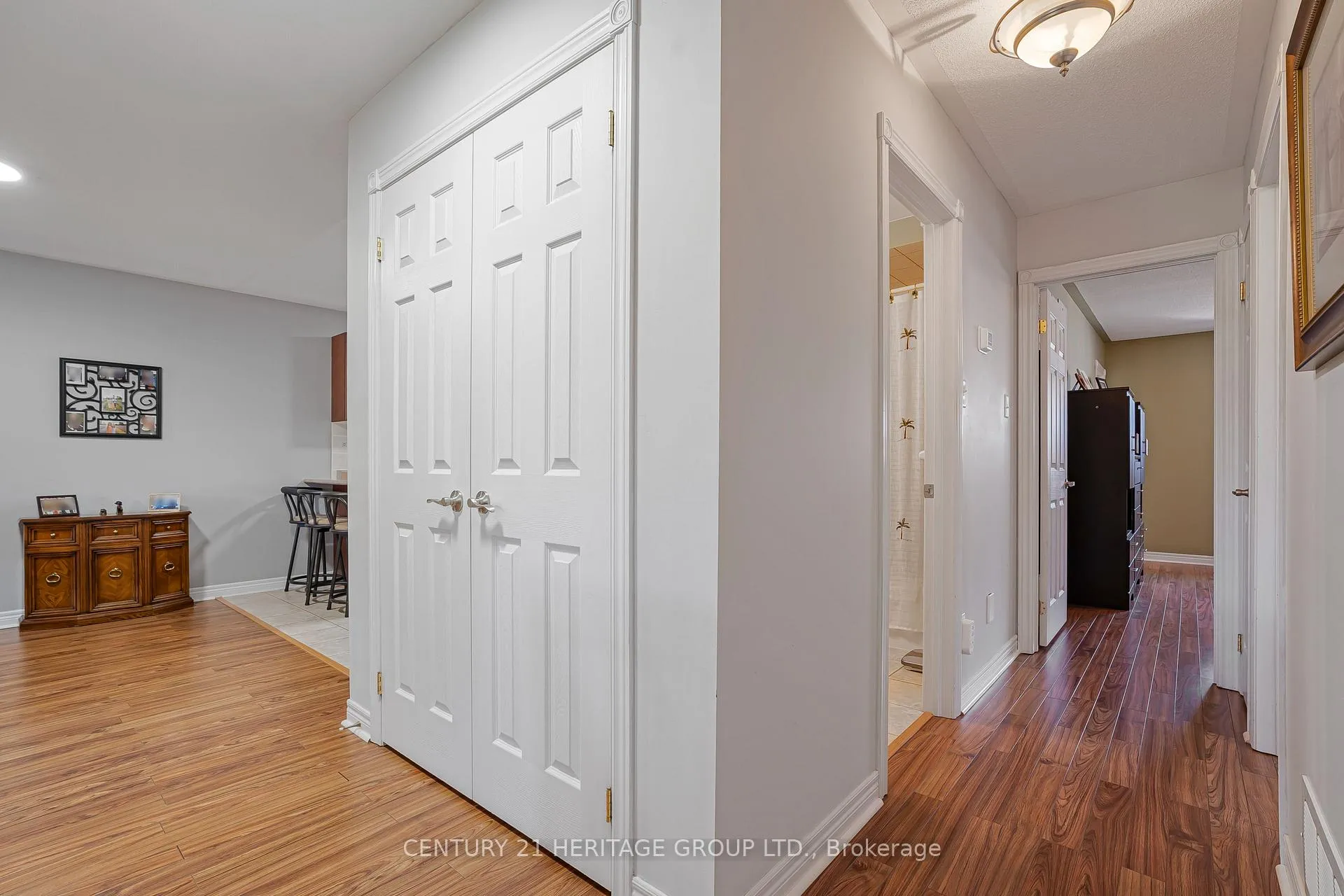 Photo 12 of 77 Hodgson Drive, Barrie, Northwest — HOMEH