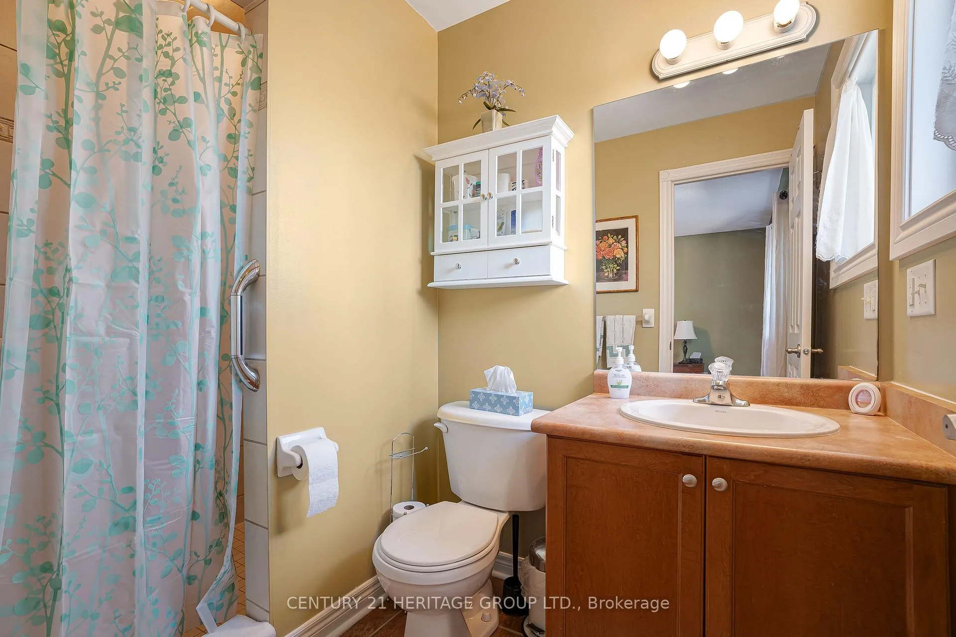 Photo 21 of 77 Hodgson Drive, Barrie, Northwest — HOMEH