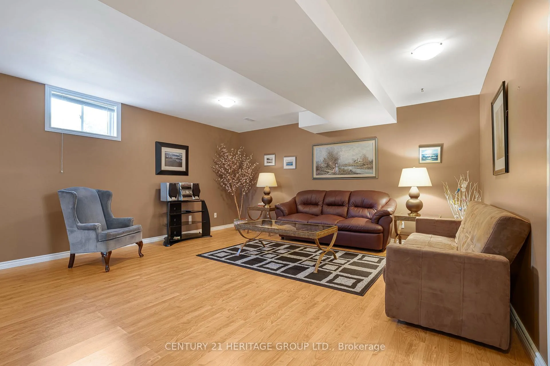 Photo 26 of 77 Hodgson Drive, Barrie, Northwest — HOMEH