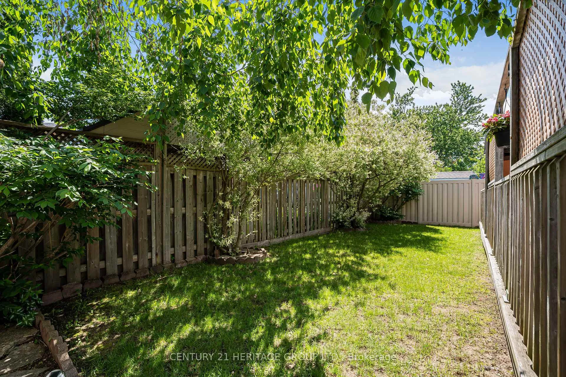 Photo 33 of 77 Hodgson Drive, Barrie, Northwest — HOMEH