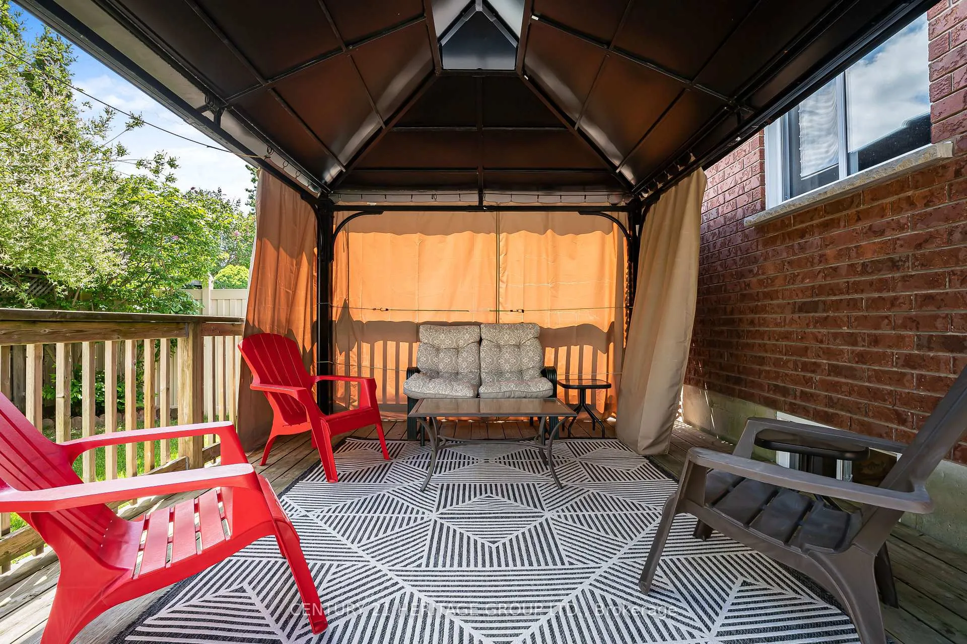 Photo 34 of 77 Hodgson Drive, Barrie, Northwest — HOMEH