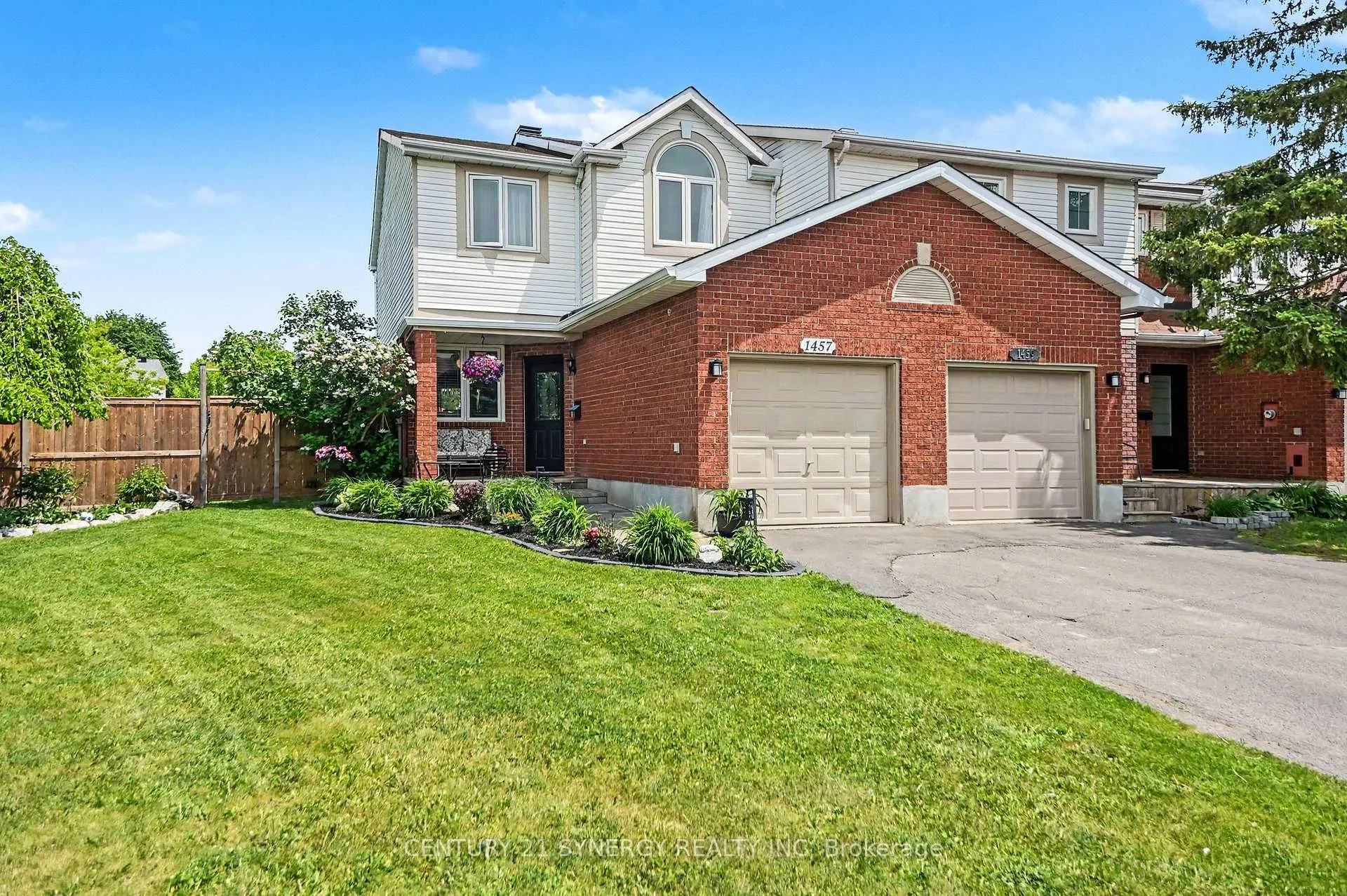 Photo 2 of 1457 Corsham Avenue, Ottawa, Fallingbrook/Pineridge — HOMEH