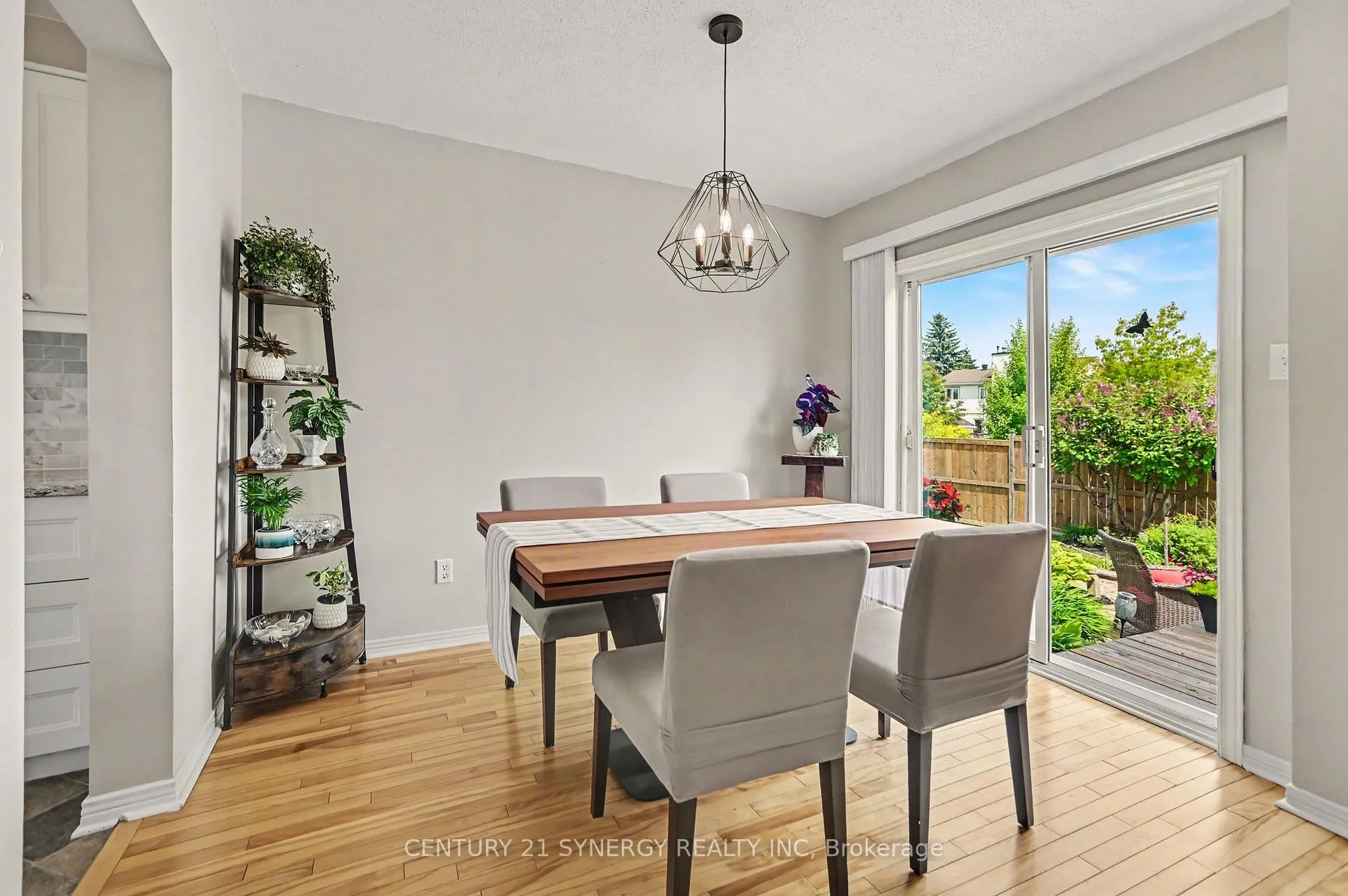 Photo 9 of 1457 Corsham Avenue, Ottawa, Fallingbrook/Pineridge — HOMEH
