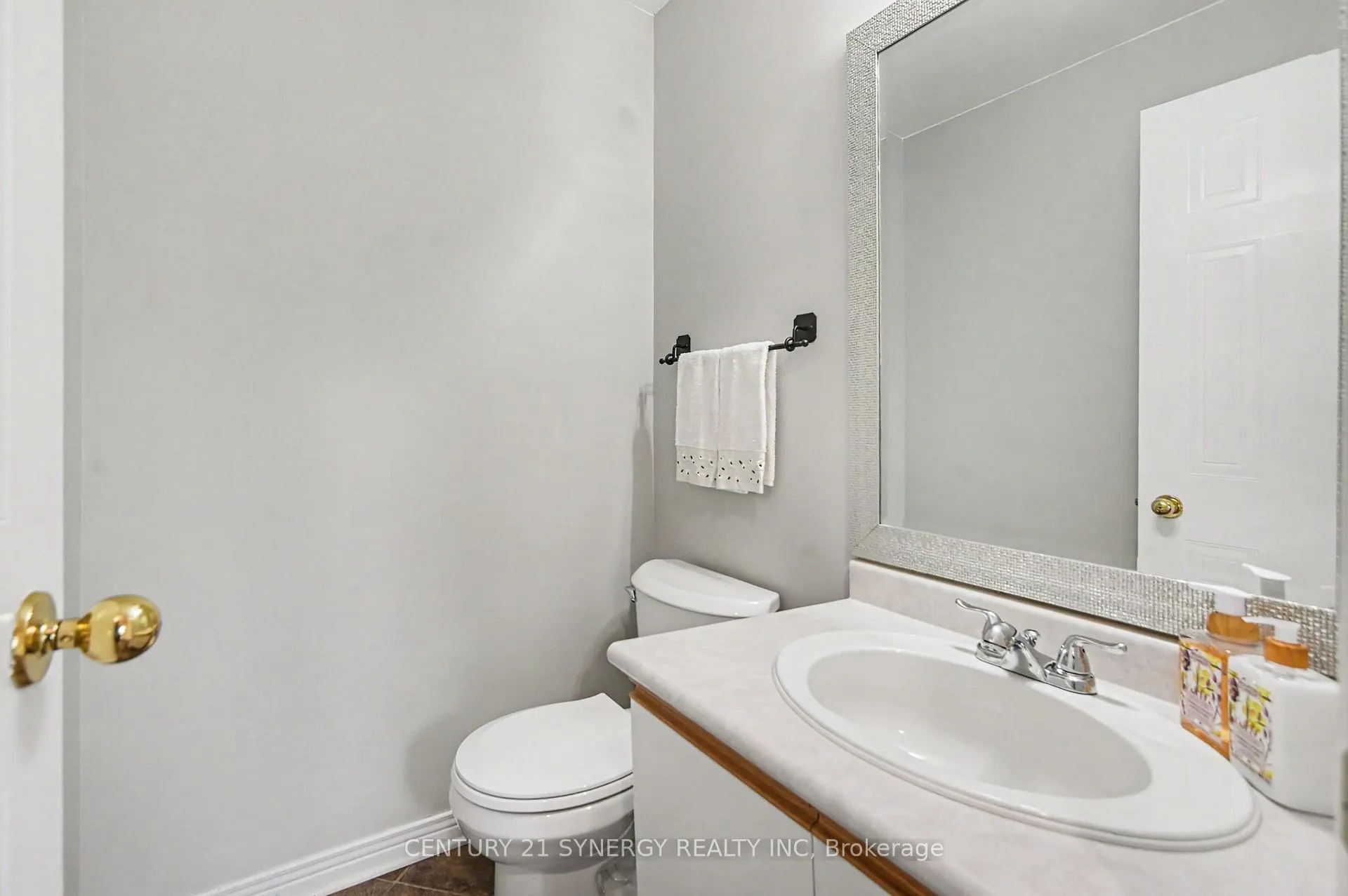 Photo 15 of 1457 Corsham Avenue, Ottawa, Fallingbrook/Pineridge — HOMEH